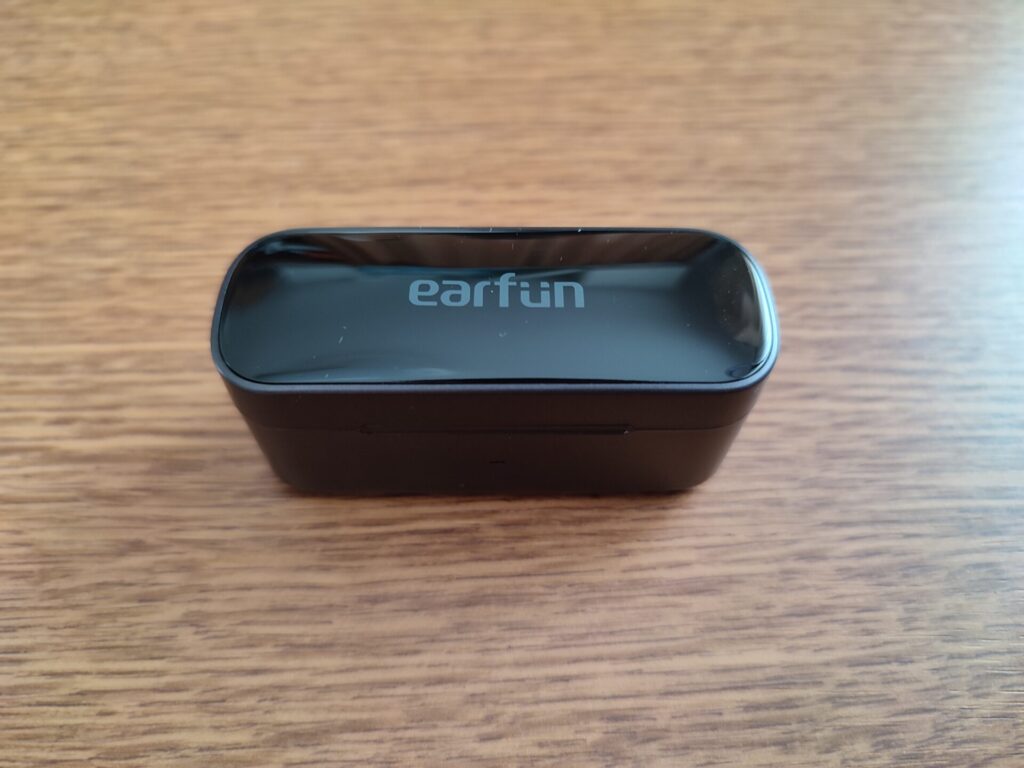 earfun-free-pro-case