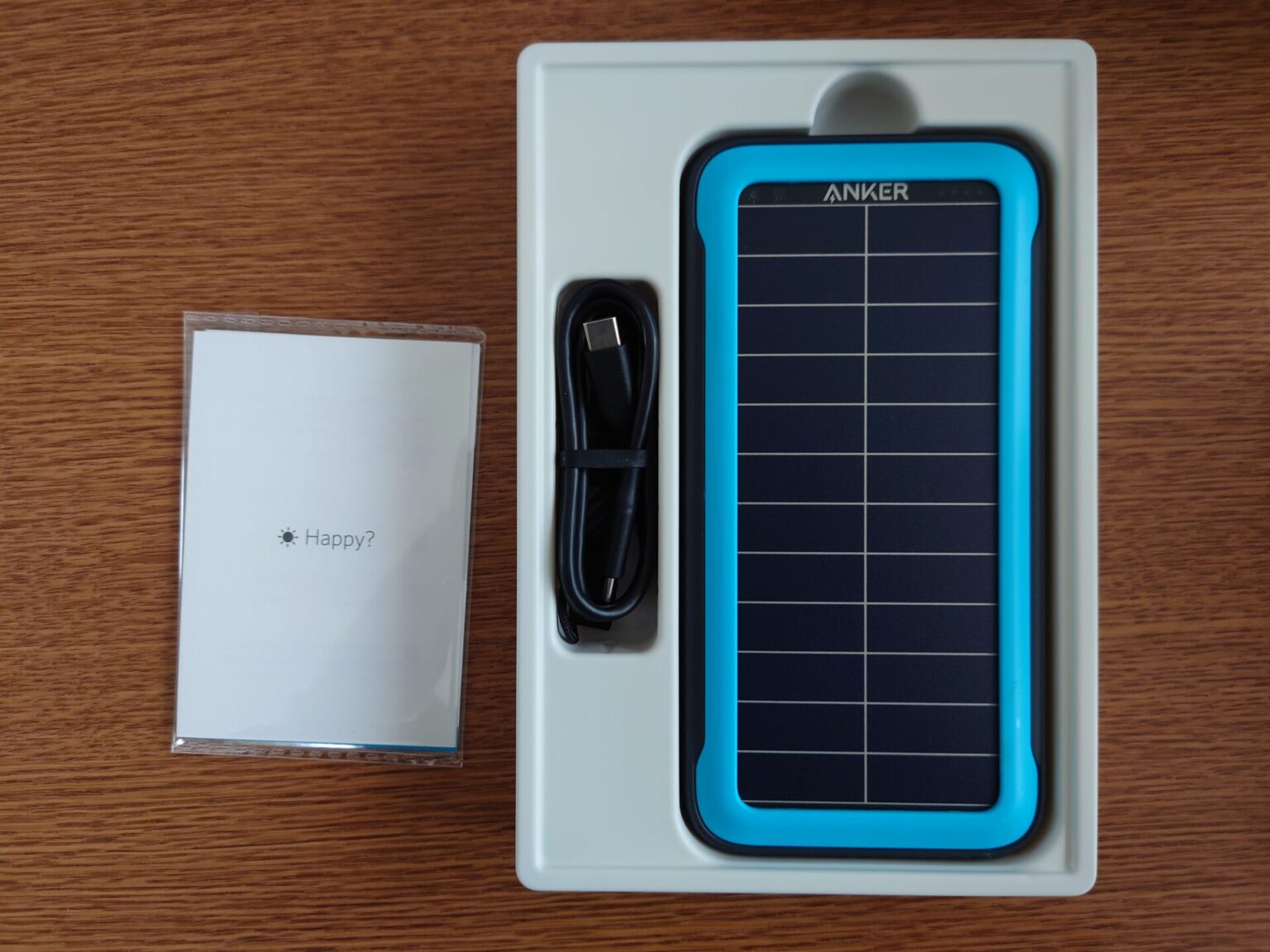 太陽光充電が可能で安全性にも優れるモバイルバッテリー Anker PowerCore Solar 20000 レビュー 繊細ガジェットレビュー