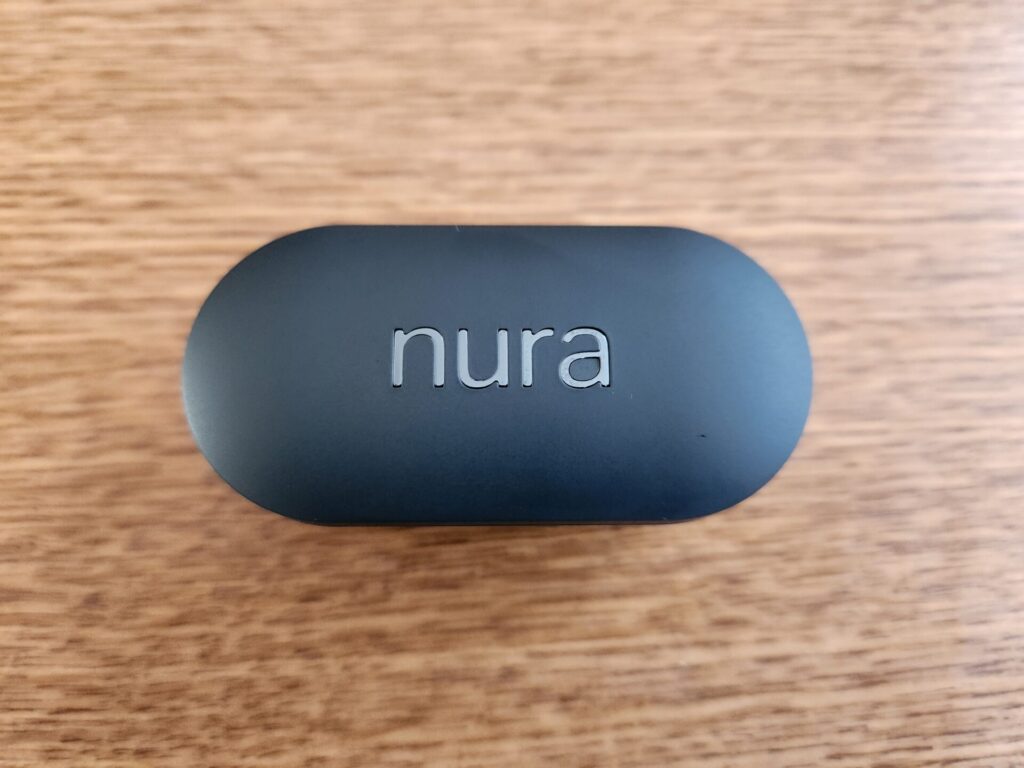 nura-nuratrue-pro-charging-case-top