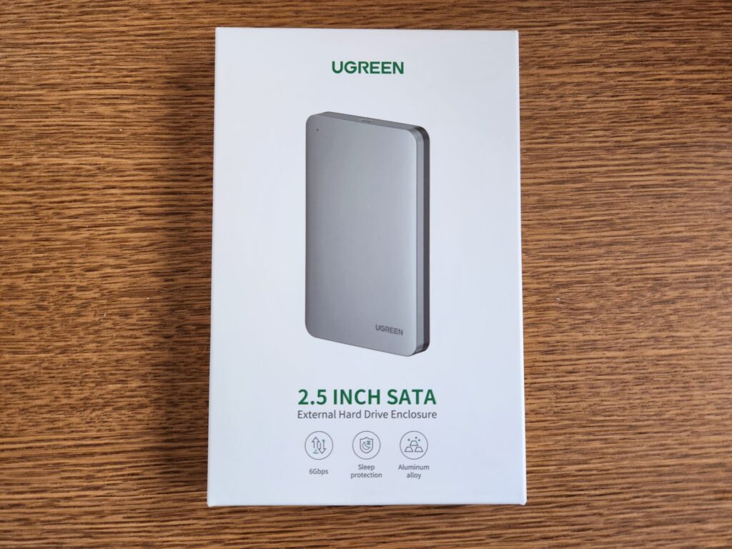 ugreen-hdd-ssd-case-package-front