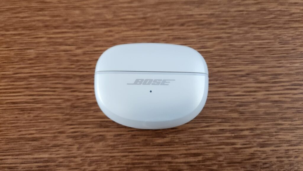 bose-ultra-open-earbuds-charging-case-front