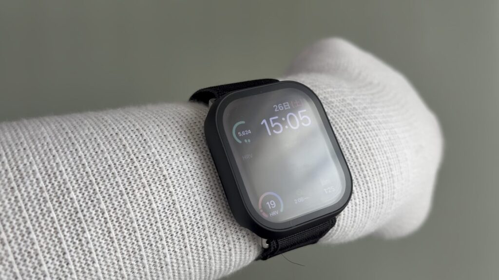 elecom-case-for-apple-watch-series-10-reflection
