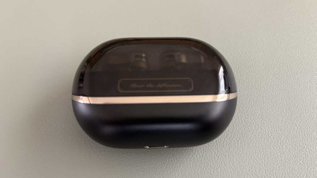 soundpeats-h3-charging-case-front