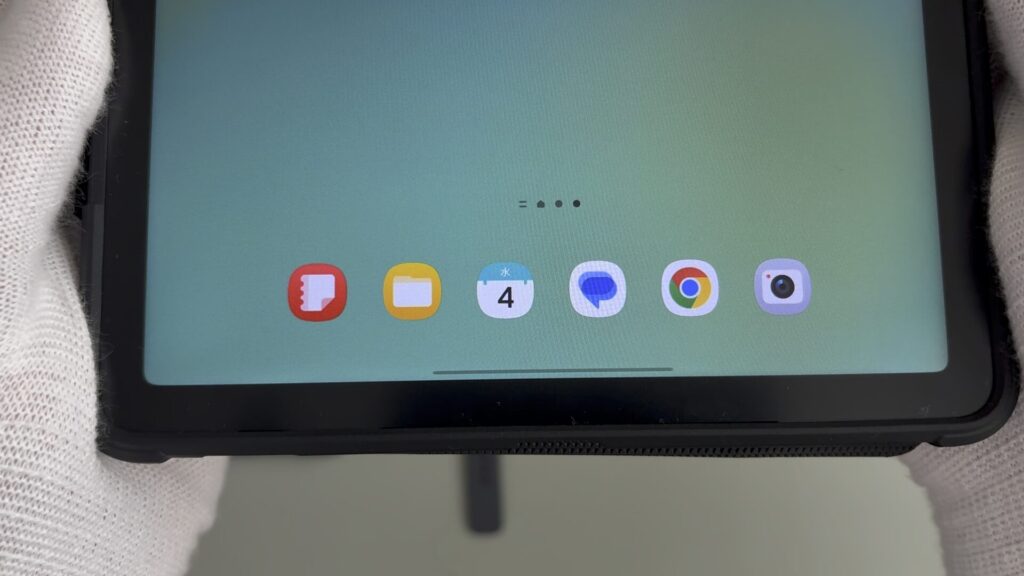 galaxy-tab-s10-fe-display