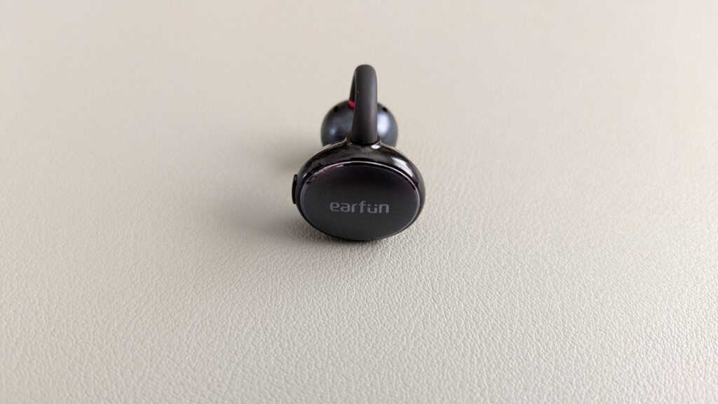 earfun-clip-flat-part