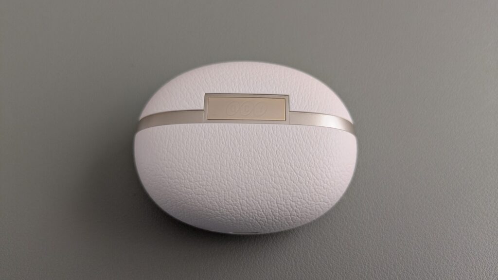 qcy-crossky-c50-charging-case-back