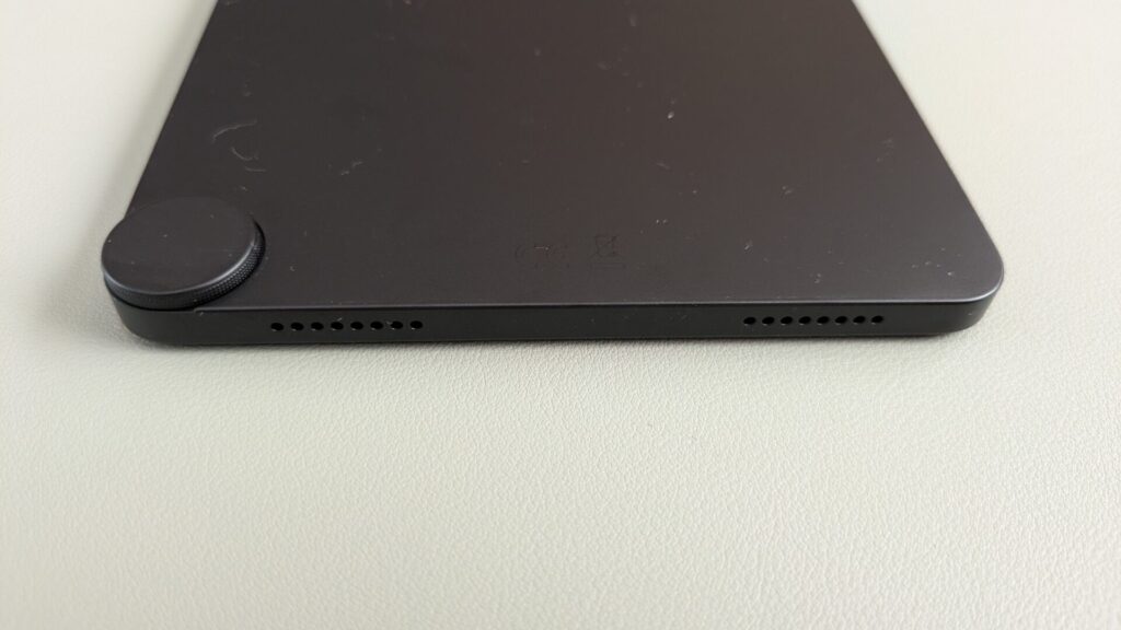 blackview-zeno-1-bottom-side