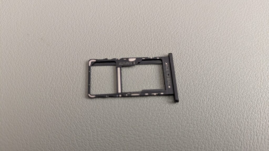 blackview-zeno-1-sim-slot