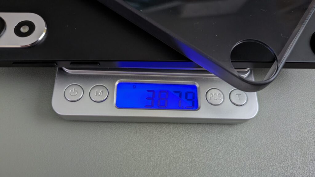 blackview-zeno-1-with-case-weight
