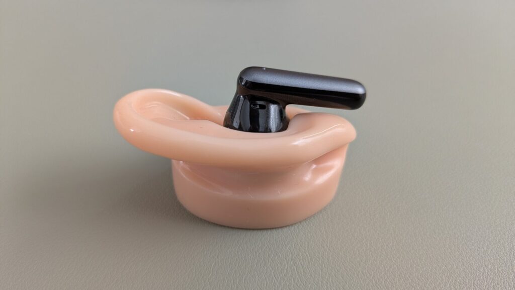 earfun-air-pro-4i-appearance-side