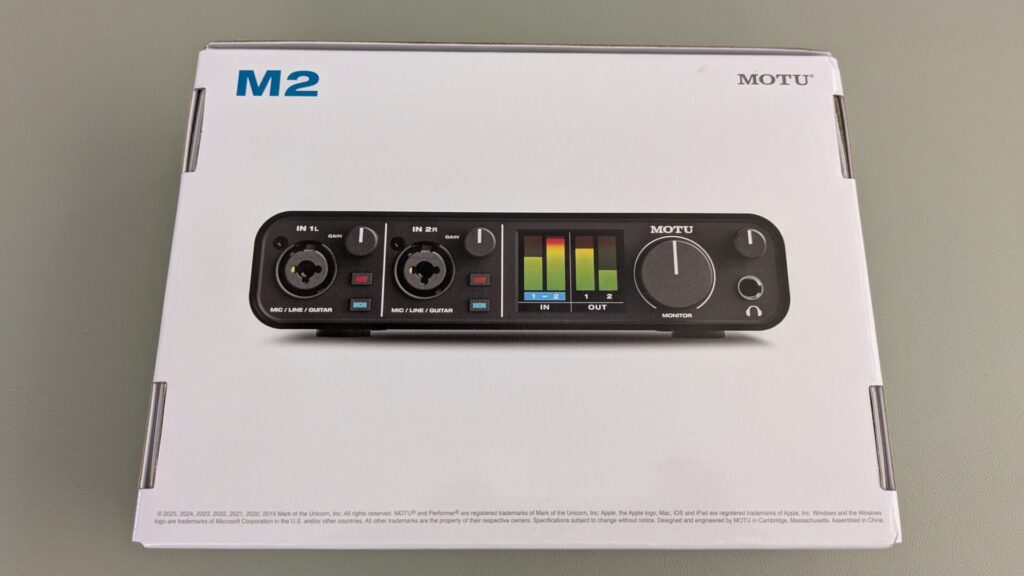 motu-m2-package-back