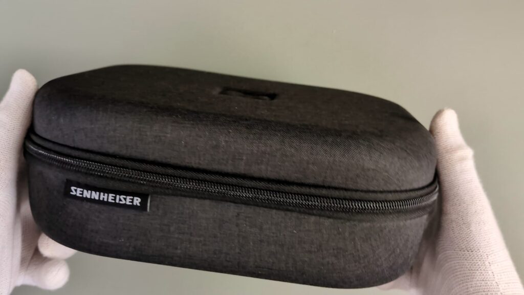 sennheiser-hd-490-pro-plus-premium-case-2