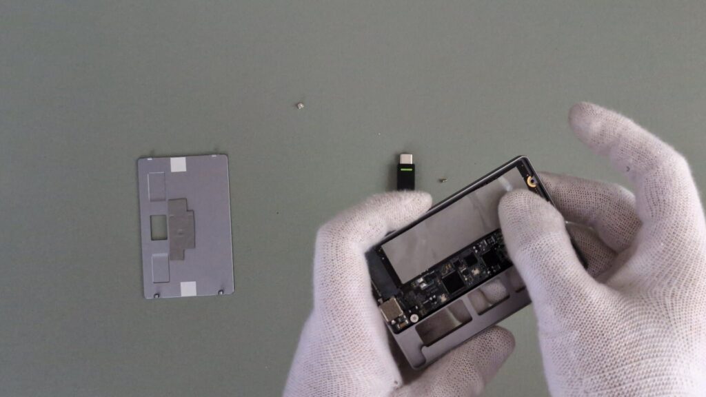 sharge-disk-plus-ssd-2