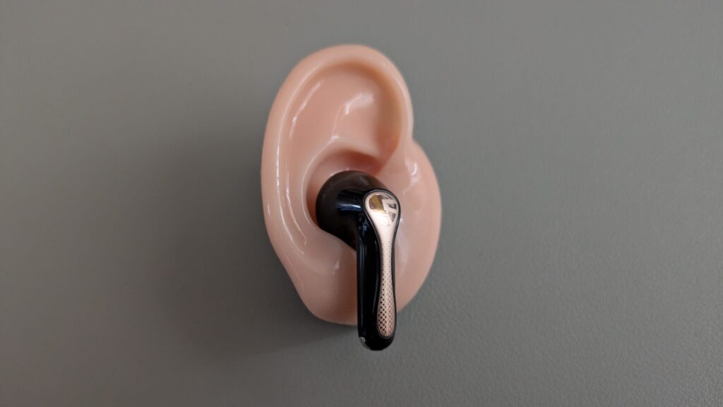 soundpeats-air5-pro-plus-appearance-side