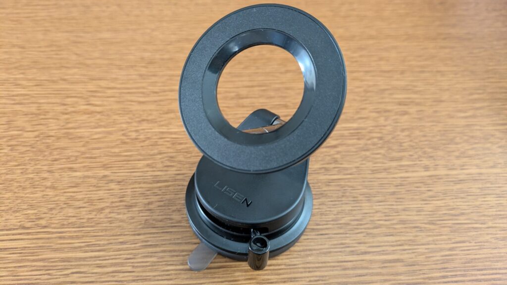 lisen-magsafe-in-vihicle-smartphone-holder-attachment-1