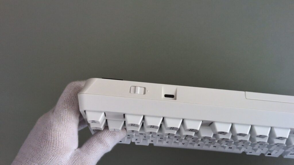 topre-realforce-r4-back