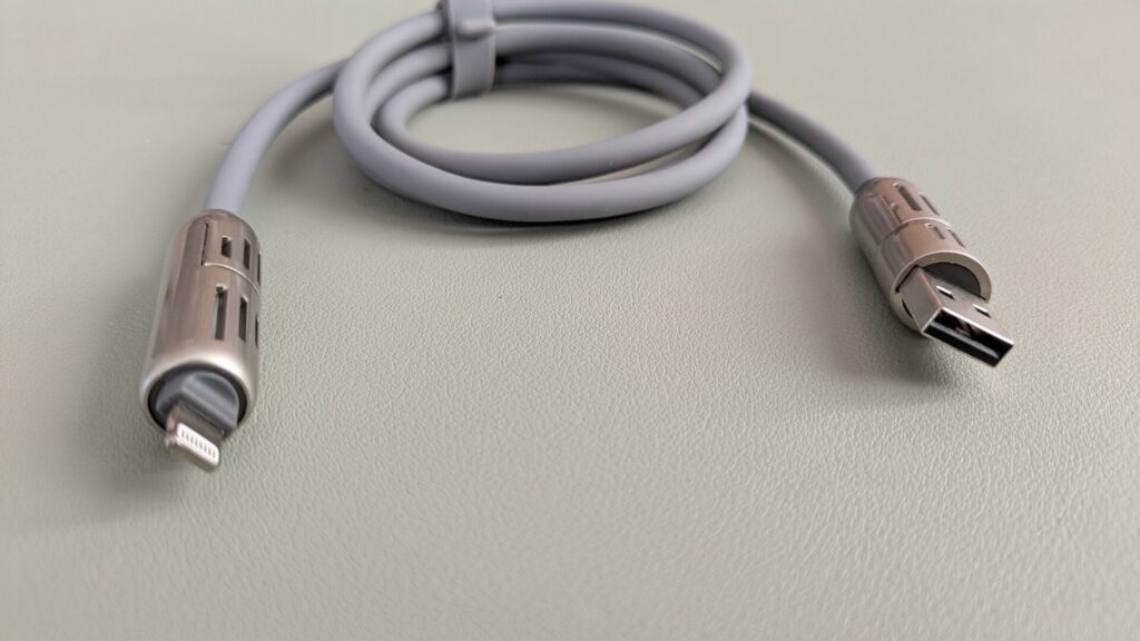 lisen-multi-charging-cable-4in1-connector