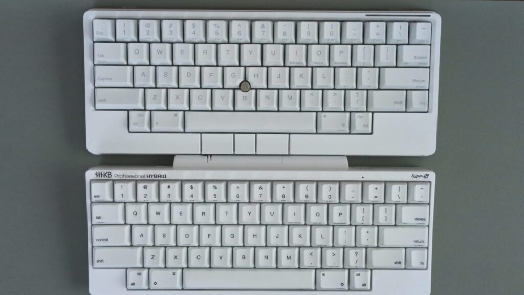 pfu-hhkb-studio-vs-hhkb-professiona-hybrid-type-s-top