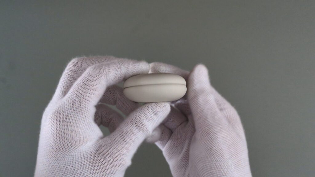 acefast-aceclip-pro-charging-case-thinness