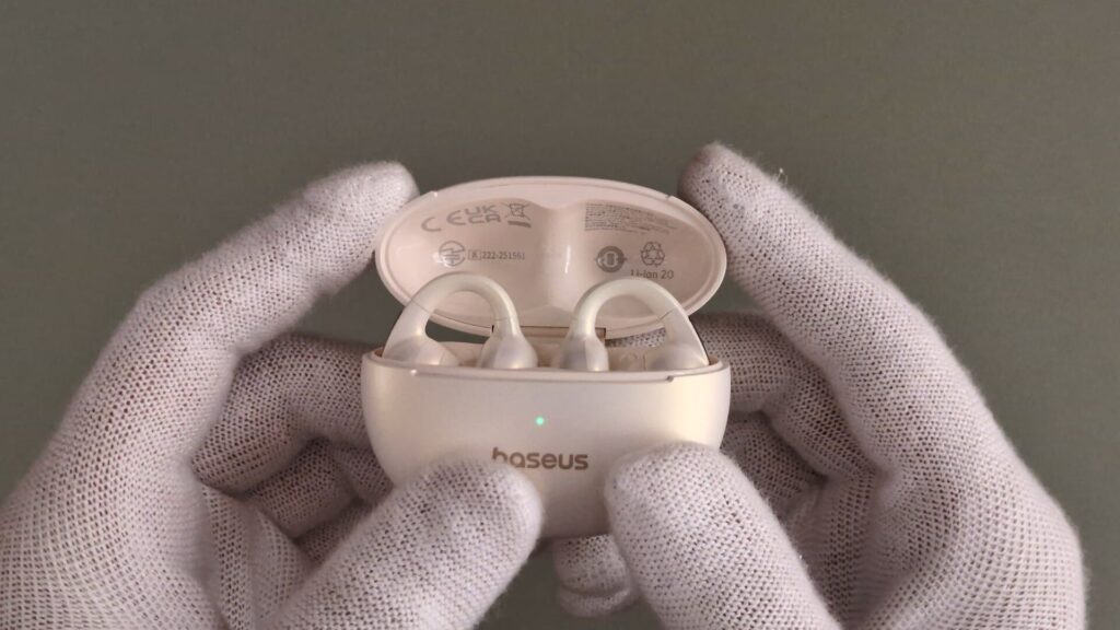 baseus-bowie-mc1-pro-charging-case-telec