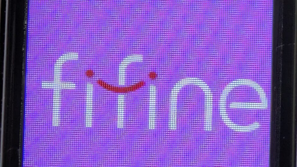 fifine-ampligame-d6-display-zoom