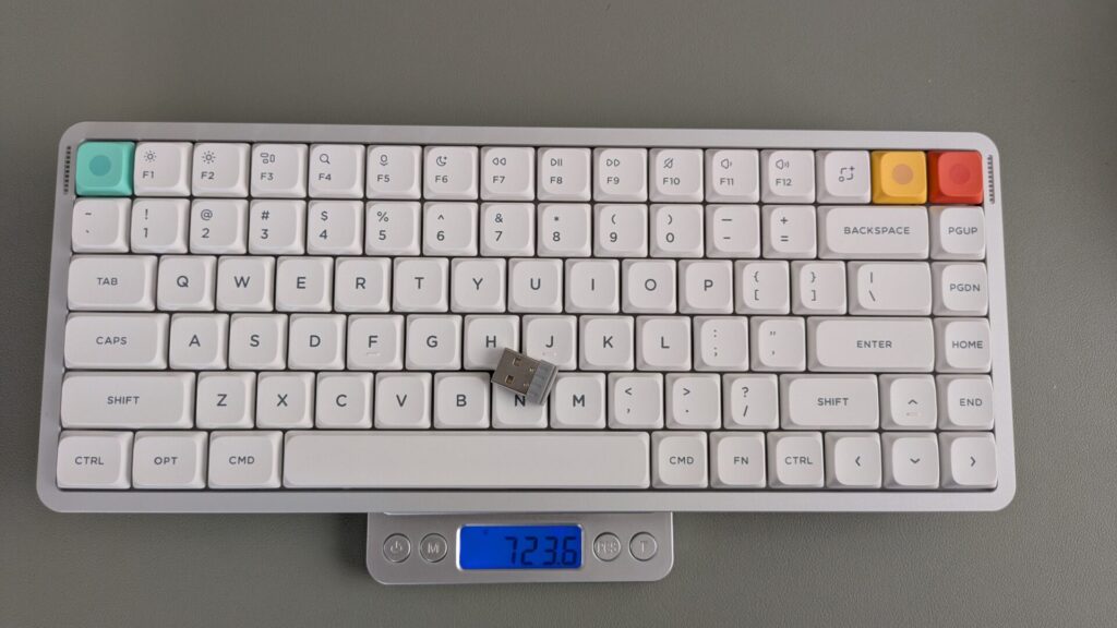 nuphy-air75-v3-with-usb-dongle-weight