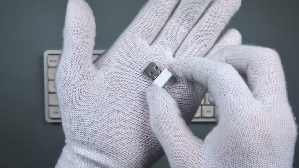 iqunix-magi65-usb-dongle