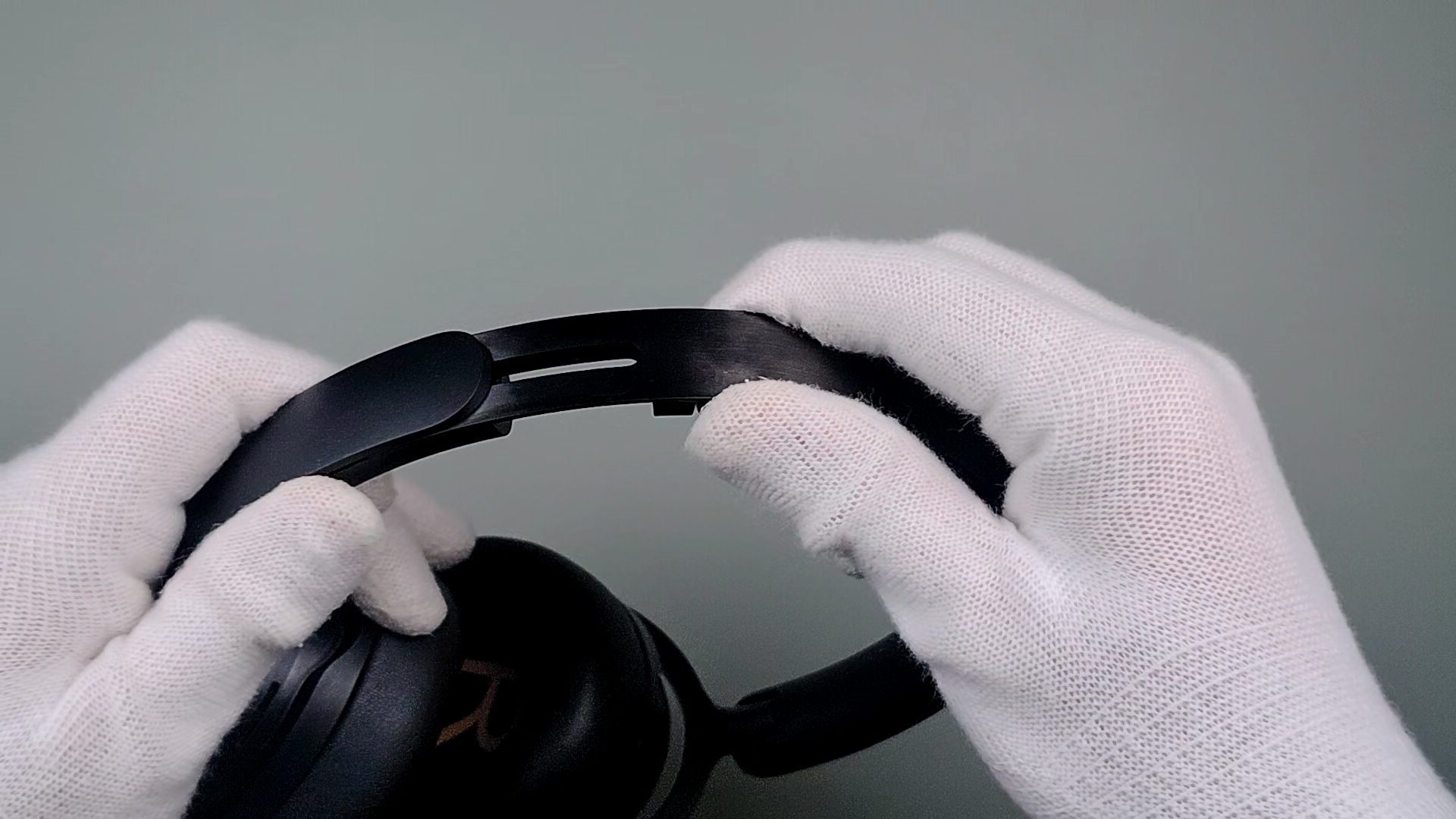 qcy-h3s-size-adjustment