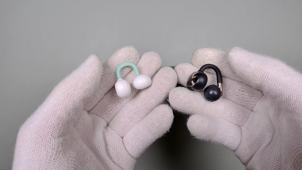 moondrop-pill-vs-soundpeats-clip1