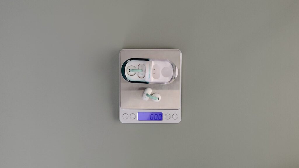 moondrop-pill-with-charging-case-weight