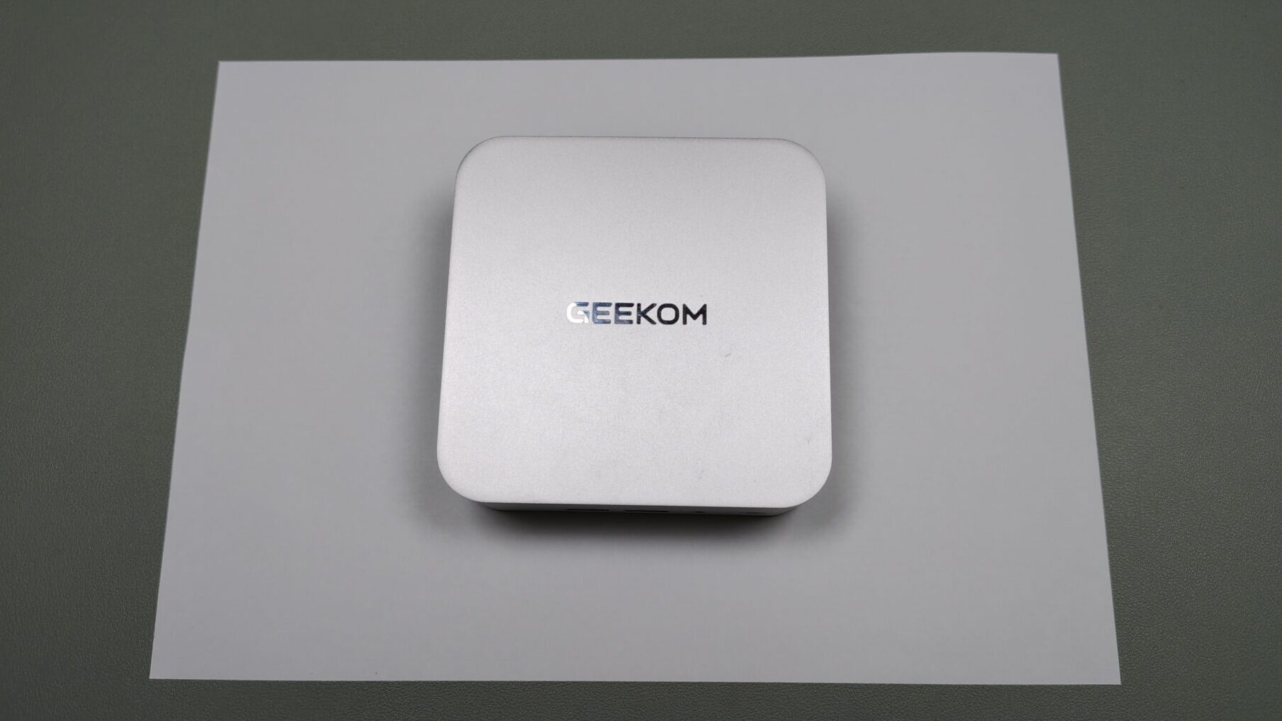 geekom-a5-pro-2026-edition-size