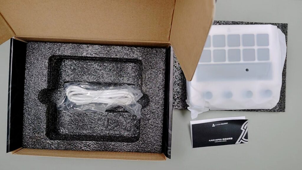 ajazz-akp05j-unpackaged