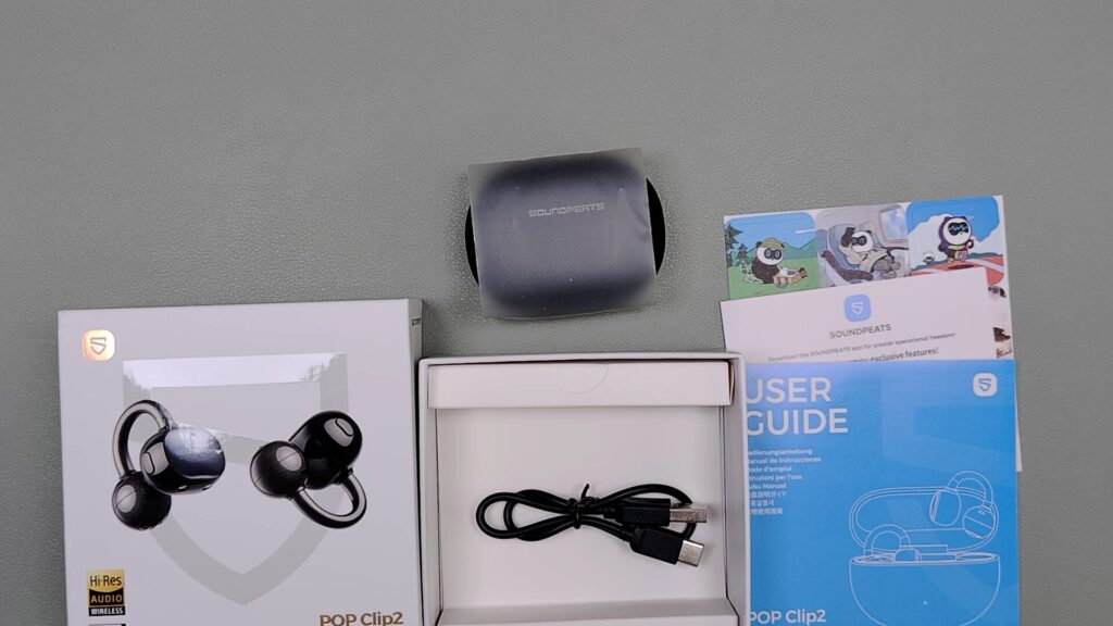 soundpeats-uu2-ear-cuff-earphones-unpackaged