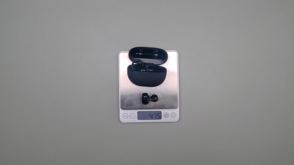 soundpeats-uu2-ear-cuff-earphones-with-charging-case-weight