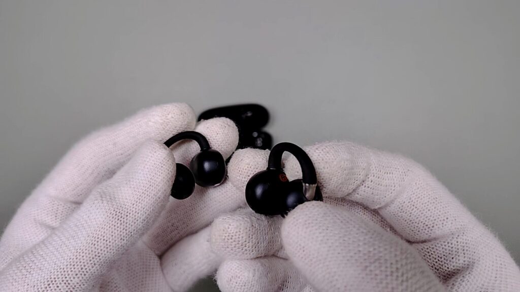 earfun-clip-2
