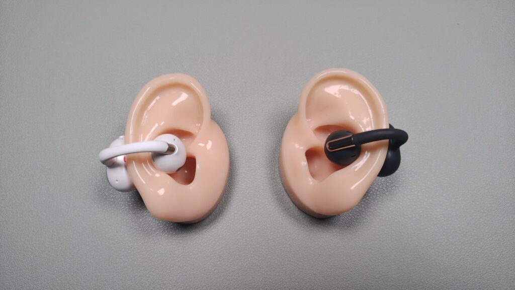 earfun-clip-2-vs-soundpeats-clip1-appearance-side