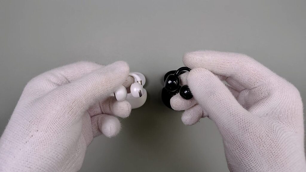 earfun-clip-2-vs-soundpeats-uu2-ear-cuff-earphones-1