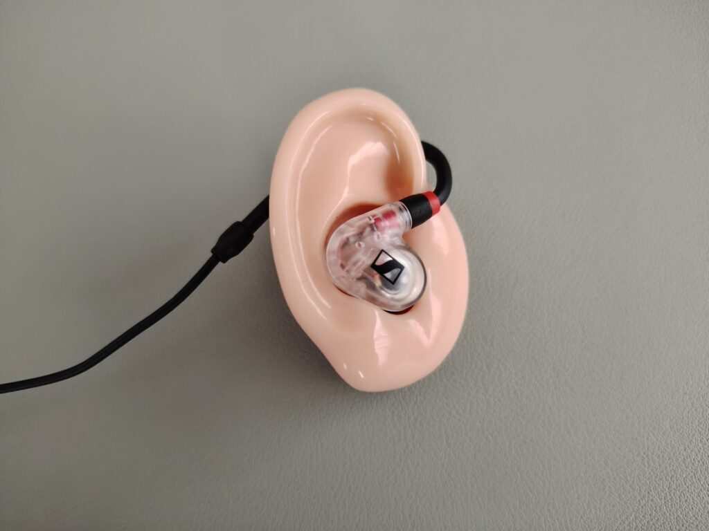 sennheiser-ie-100-pro-appearance-side