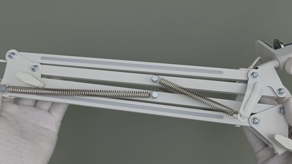 fifine-ampligame-am8-prot-arm