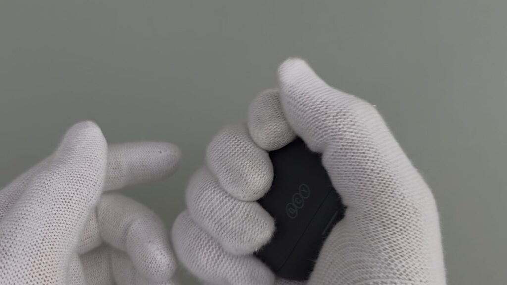 qcy-melobuds-n65-charging-case-compact