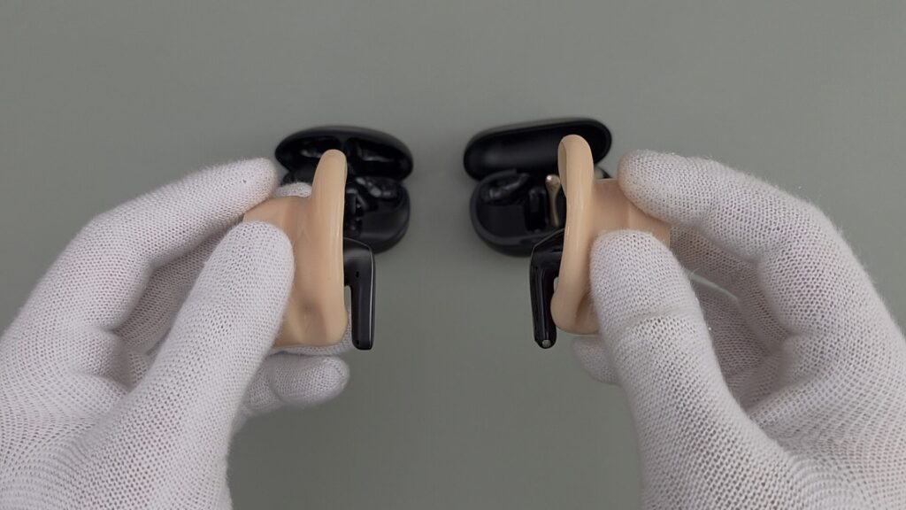qcy-melobuds-n65-vs-soundpeats-air5-pro-plus-appearance-back
