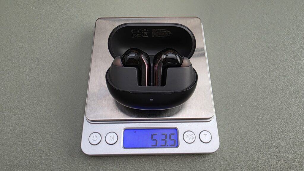 soundpeats-air6-pro-with-charging-case-weight