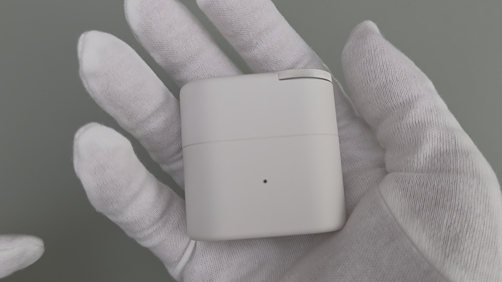 cmf-clip-pro-charging-case-size