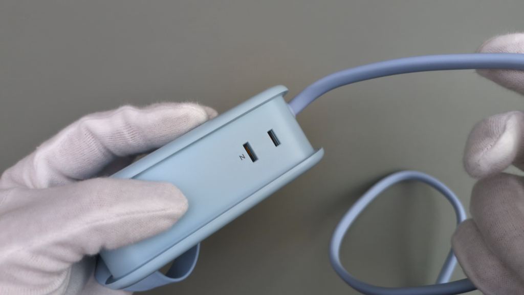 orico-65w-gan-portable-power-strip-outlet-2